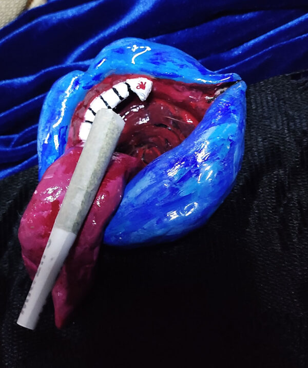 Blue Lips “Ashy Trashy Mouthpiece”