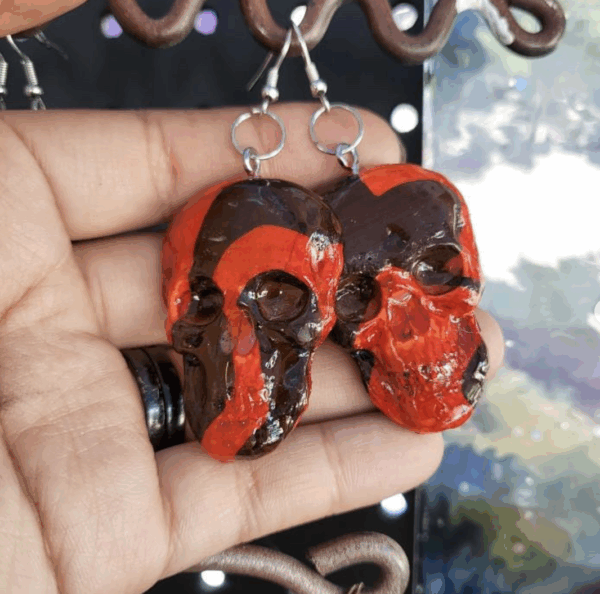 Death Earrings 💀💋🖤